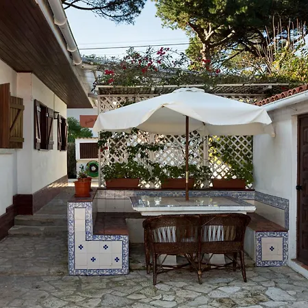 빌라 Charming 3 Bedroom House With Bbq And Terrace 콜라레스