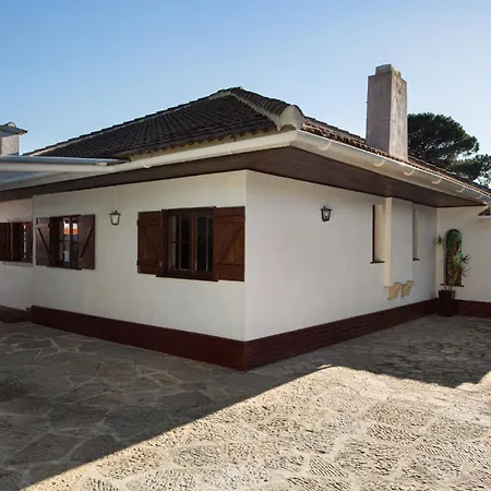 Charming 3 Bedroom House With Bbq And Terrace 빌라 *
