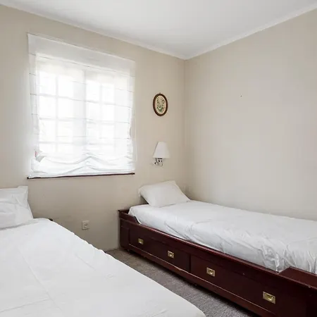 빌라 Charming 3 Bedroom House With Bbq And Terrace *